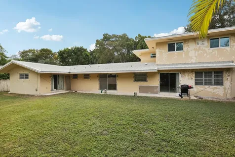 525 NE 58th Street Miami FL 33137