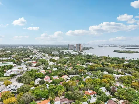 525 NE 58th Street Miami FL 33137