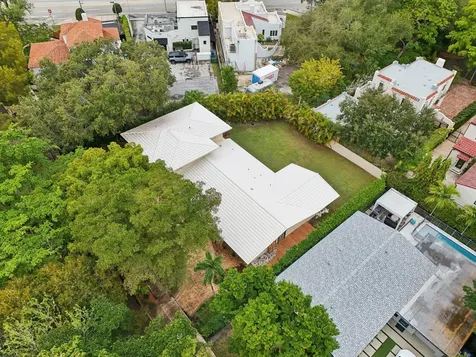 525 NE 58th Street Miami FL 33137