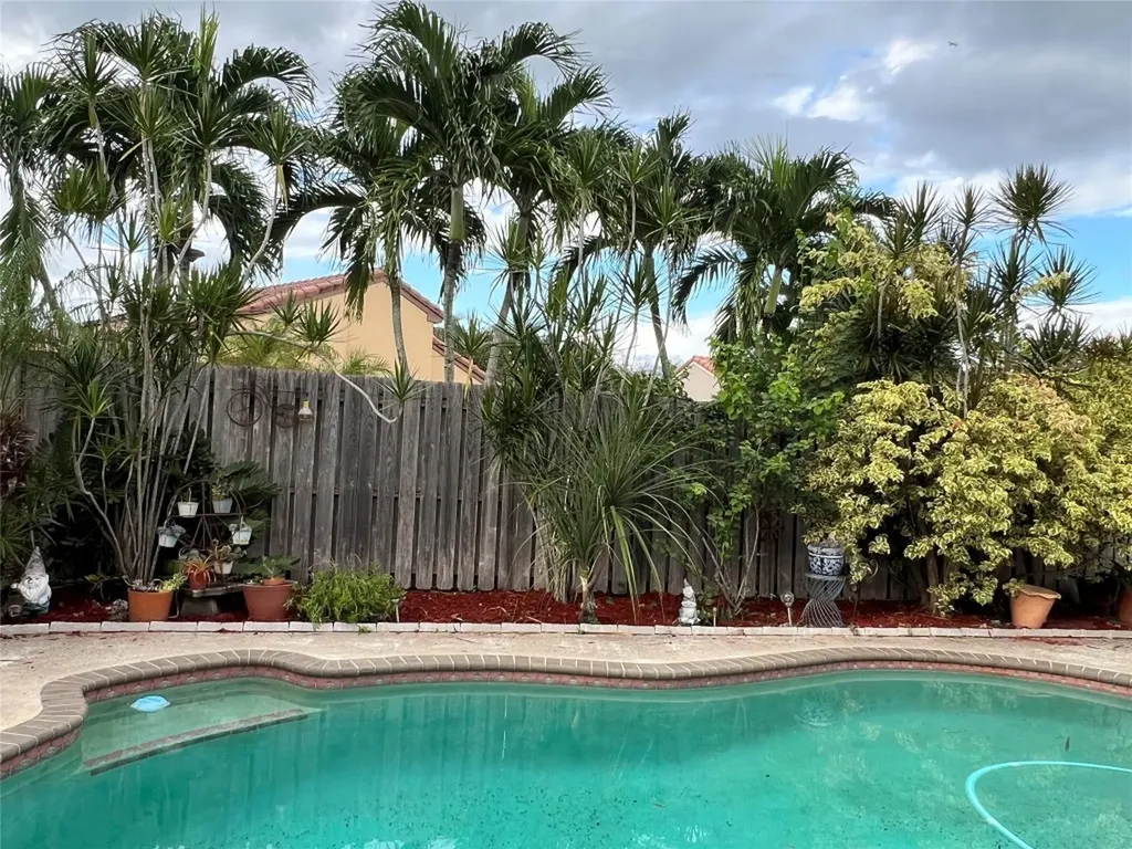 12757 NW 11th Court Sunrise FL 33323