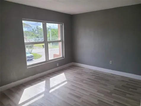 2775 NW 194th Terrace Miami Gardens FL 33056