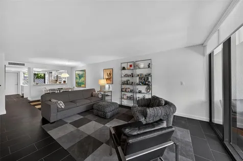 1100 SE 5th Court Pompano Beach FL 33060