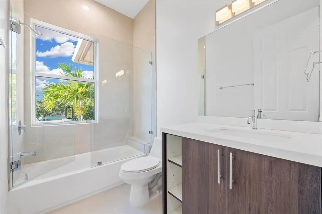 324 SW 14th Court Fort Lauderdale FL 33315