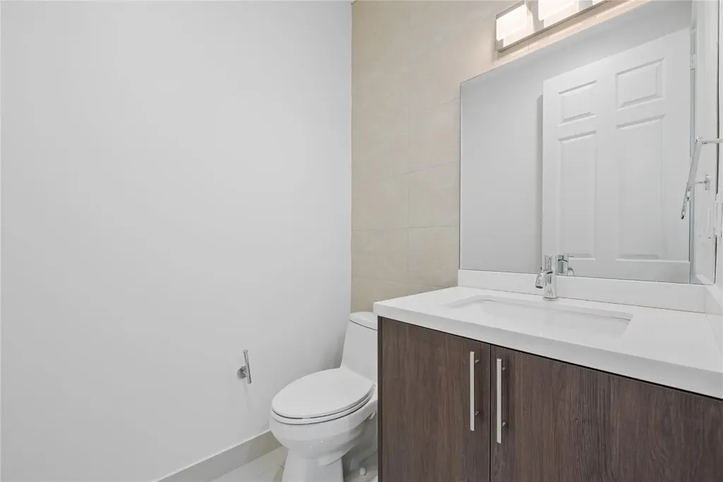 324 SW 14th Court Fort Lauderdale FL 33315