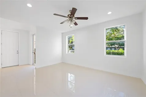 324 SW 14th Court Fort Lauderdale FL 33315