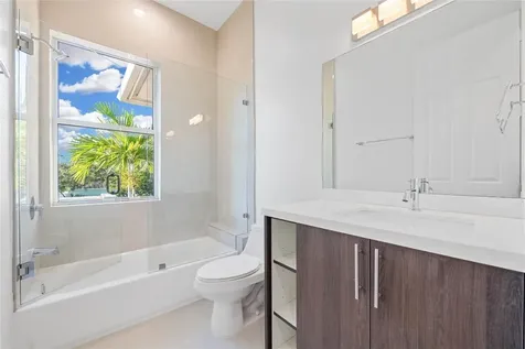324 SW 14th Court Fort Lauderdale FL 33315