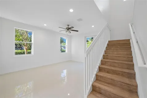 324 SW 14th Court Fort Lauderdale FL 33315