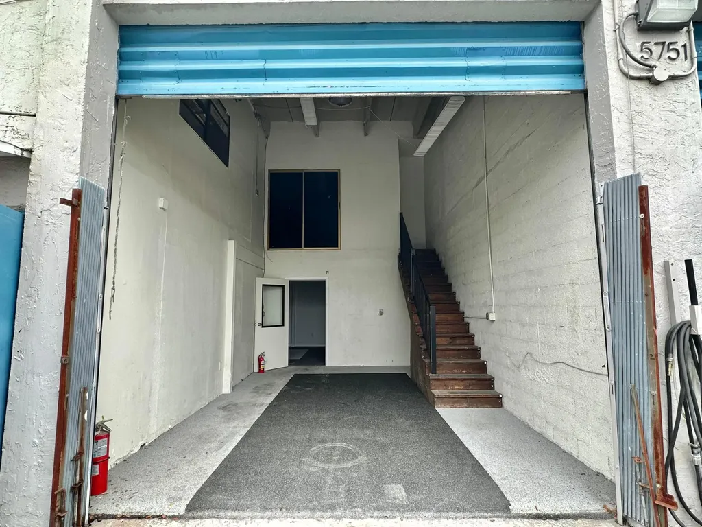 5751 Dawson Street Hollywood FL 33023