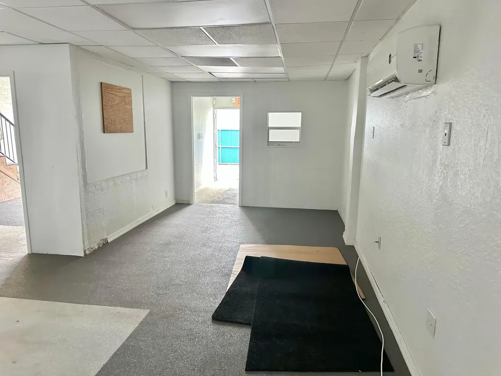 5751 Dawson Street Hollywood FL 33023
