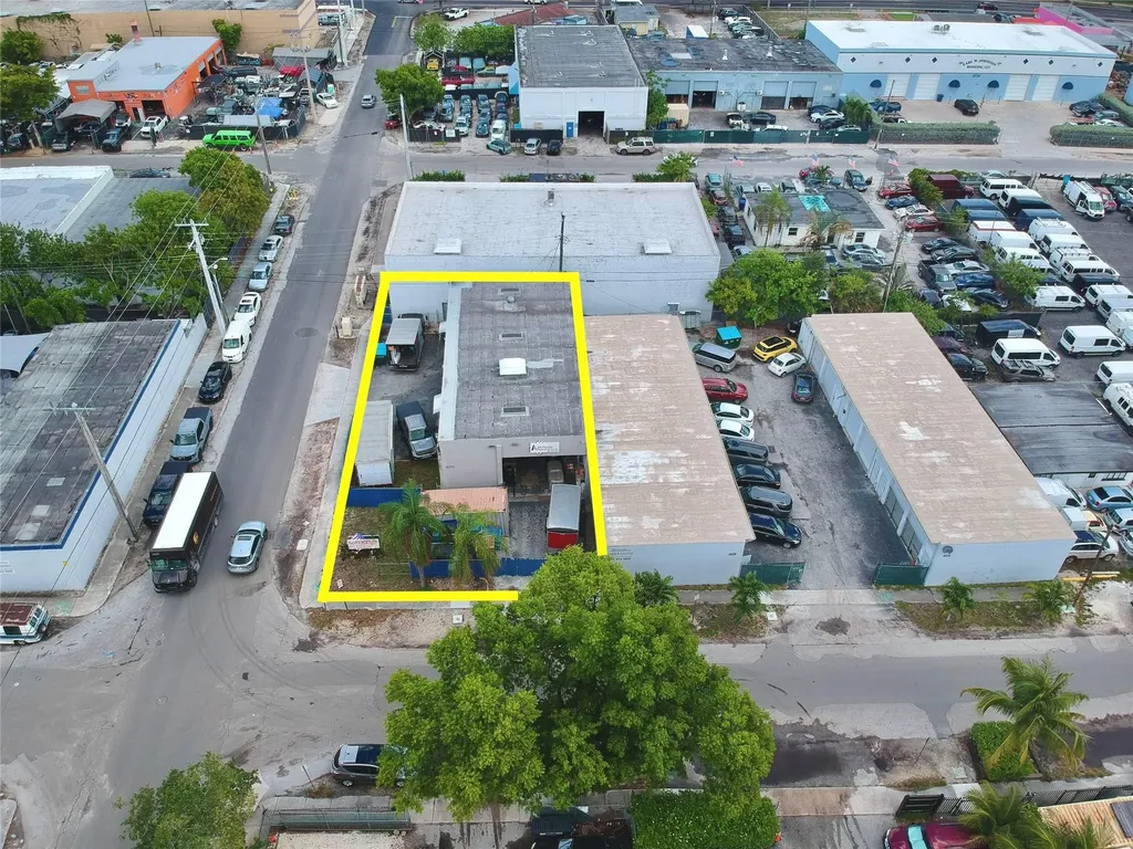 5751 Dawson Street Hollywood FL 33023
