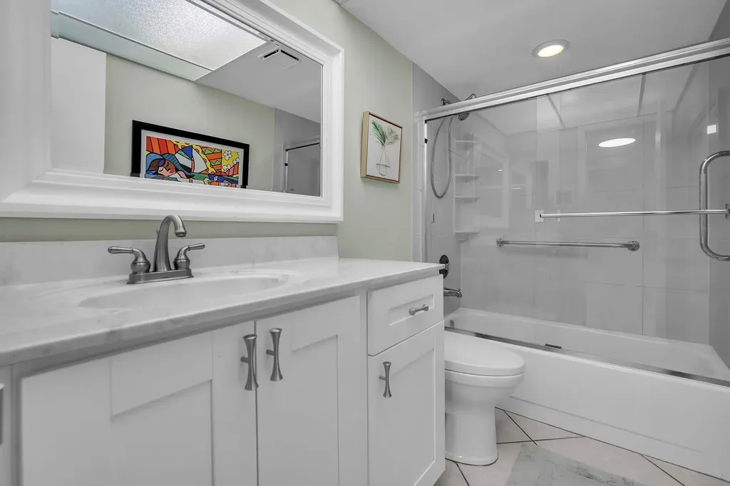 9301 Sunrise Lakes Boulevard Sunrise FL 33322