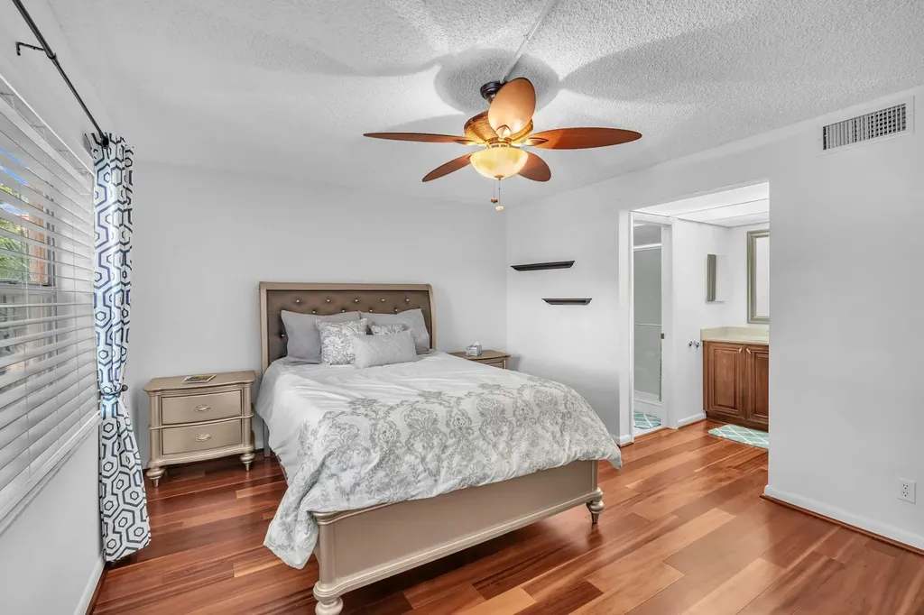 9301 Sunrise Lakes Boulevard Sunrise FL 33322