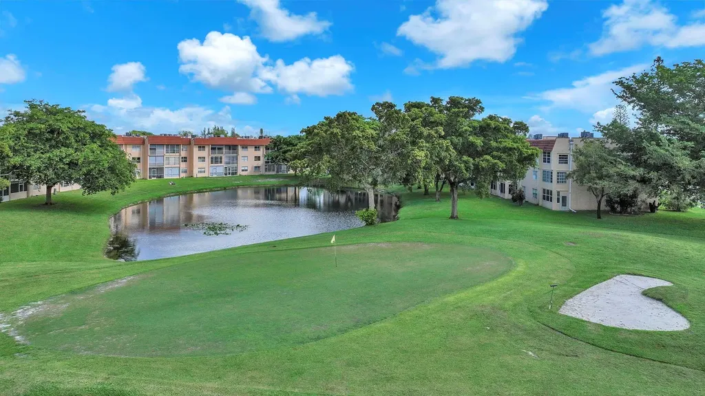 9301 Sunrise Lakes Boulevard Sunrise FL 33322