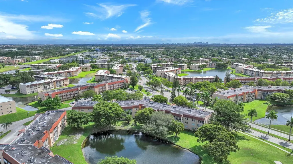 9301 Sunrise Lakes Boulevard Sunrise FL 33322