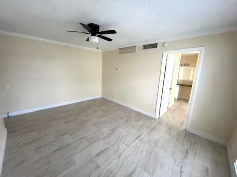 4463 Treehouse Lane Tamarac FL 33319