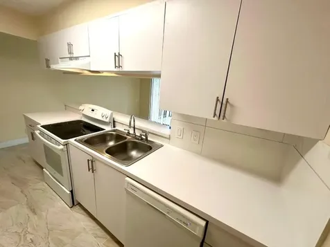 4463 Treehouse Lane Tamarac FL 33319