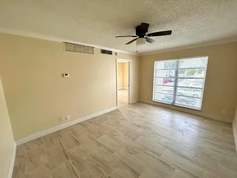 4463 Treehouse Lane Tamarac FL 33319