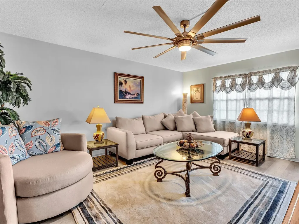 4026 Ventnor H Court Deerfield Beach FL 33442