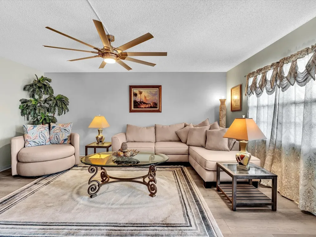 4026 Ventnor H Court Deerfield Beach FL 33442