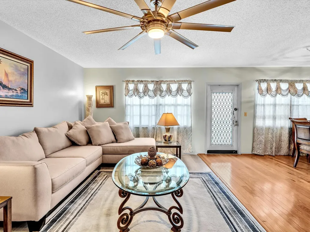 4026 Ventnor H Court Deerfield Beach FL 33442