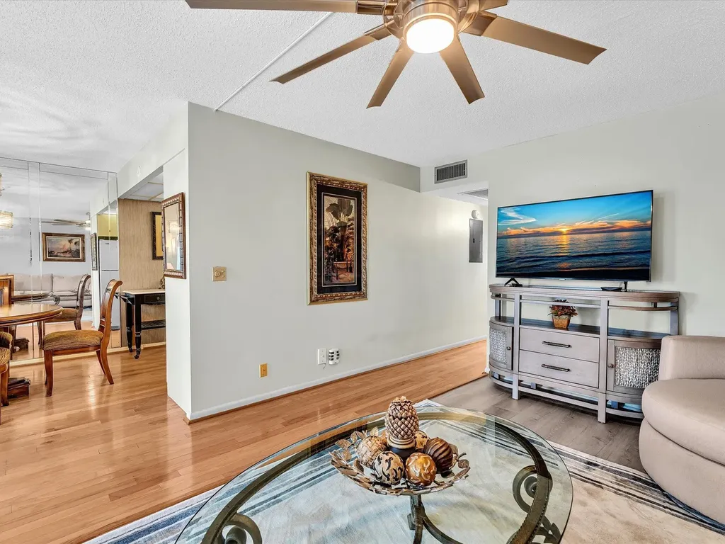 4026 Ventnor H Court Deerfield Beach FL 33442