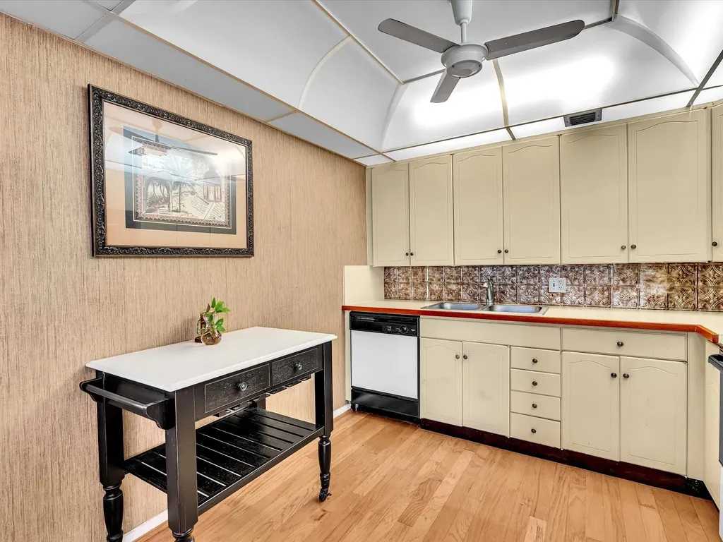 4026 Ventnor H Court Deerfield Beach FL 33442