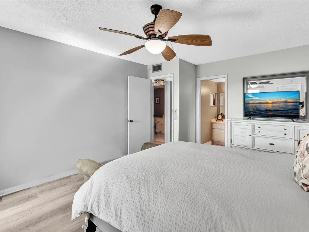 4026 Ventnor H Court Deerfield Beach FL 33442