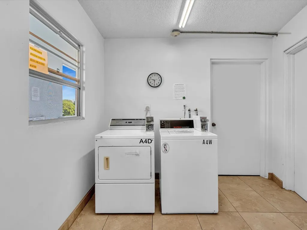 4026 Ventnor H Court Deerfield Beach FL 33442