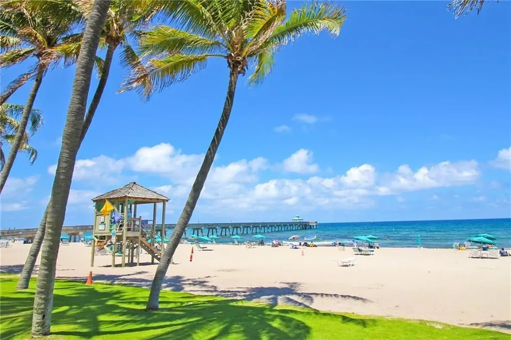 4026 Ventnor H Court Deerfield Beach FL 33442