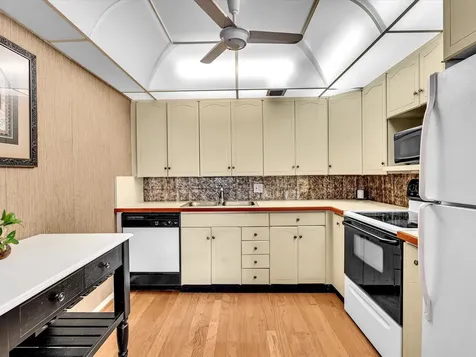 4026 Ventnor H Court Deerfield Beach FL 33442