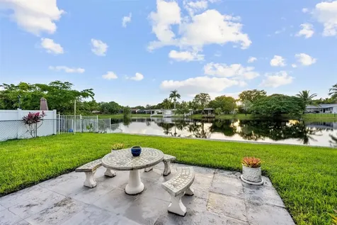 1730 NW 118th Avenue Pembroke Pines FL 33026