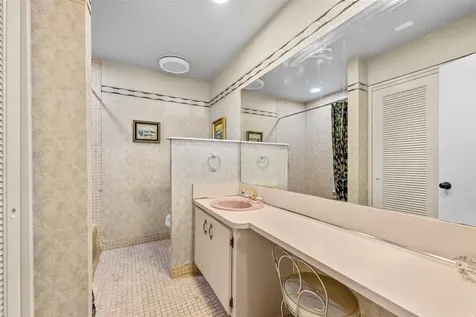 1730 NW 118th Avenue Pembroke Pines FL 33026