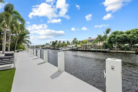 2330 NE 35th Street Lighthouse Point FL 33064