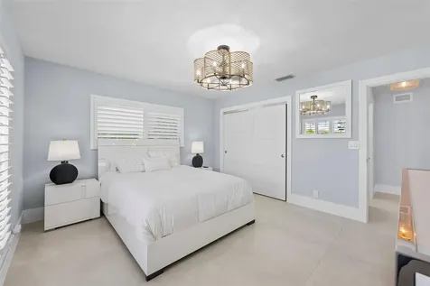 2330 NE 35th Street Lighthouse Point FL 33064