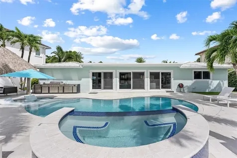 2330 NE 35th Street Lighthouse Point FL 33064
