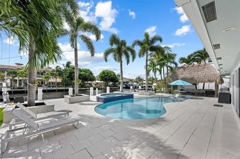 2330 NE 35th Street Lighthouse Point FL 33064