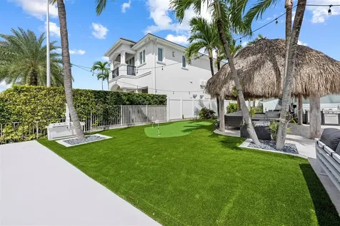 2330 NE 35th Street Lighthouse Point FL 33064