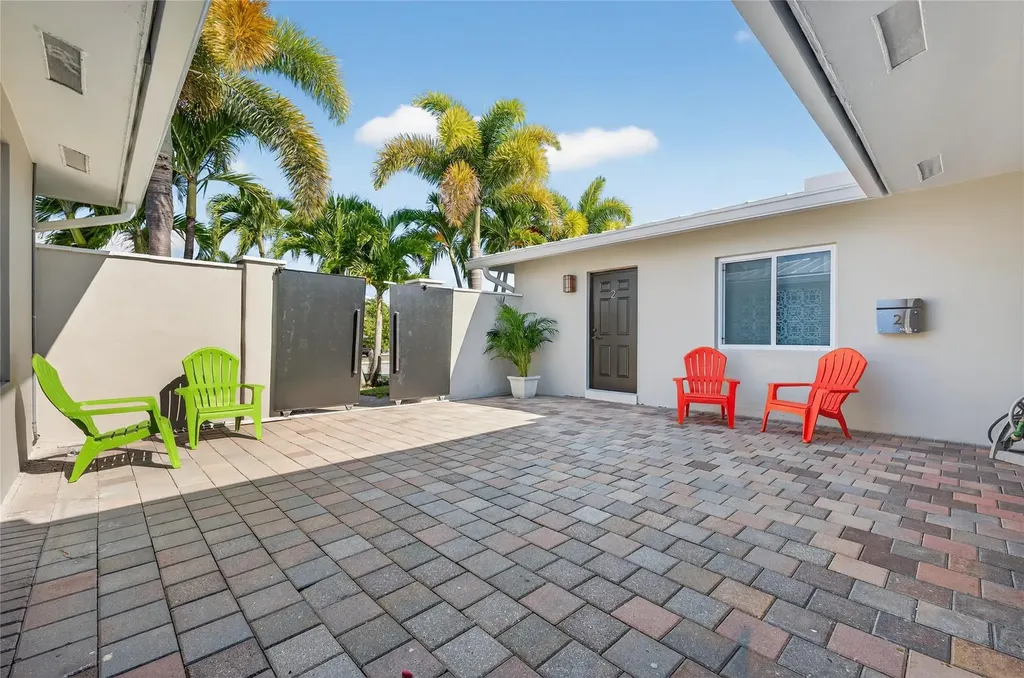 2110 NE 56th Street Fort Lauderdale FL 33308