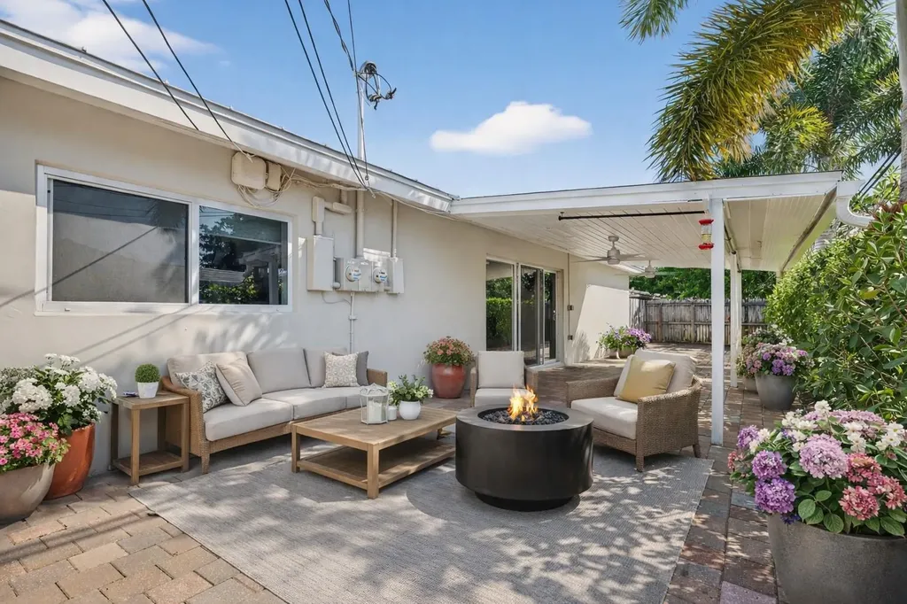 2110 NE 56th Street Fort Lauderdale FL 33308