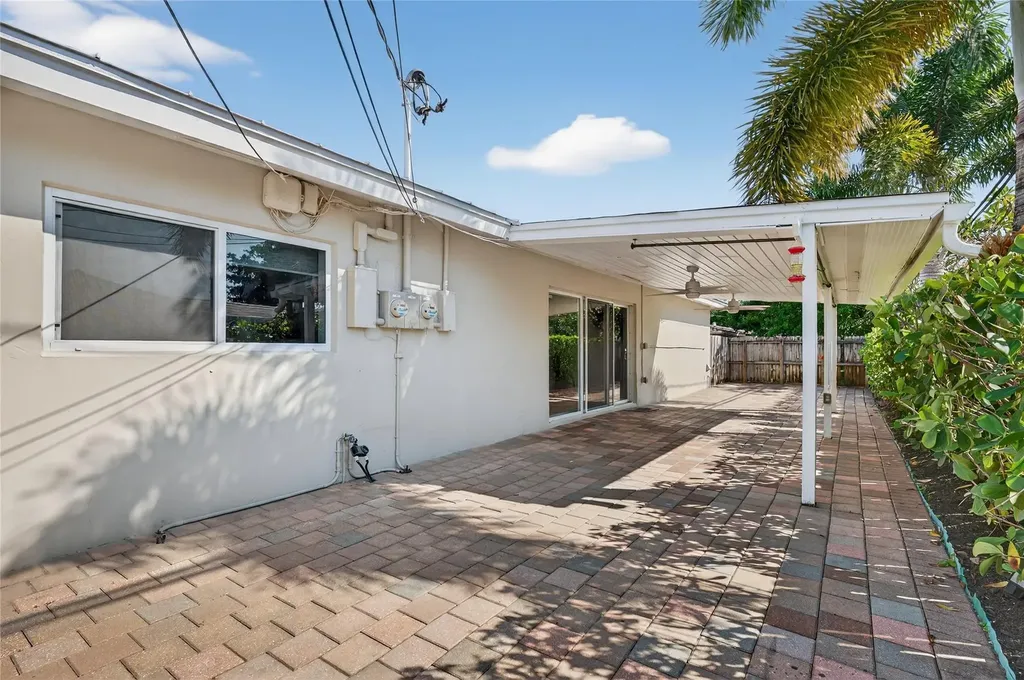 2110 NE 56th Street Fort Lauderdale FL 33308