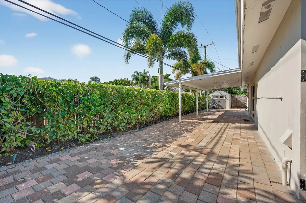 2110 NE 56th Street Fort Lauderdale FL 33308