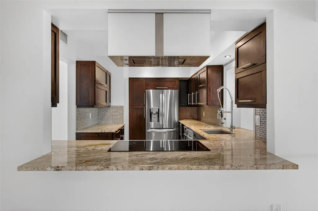 2110 NE 56th Street Fort Lauderdale FL 33308