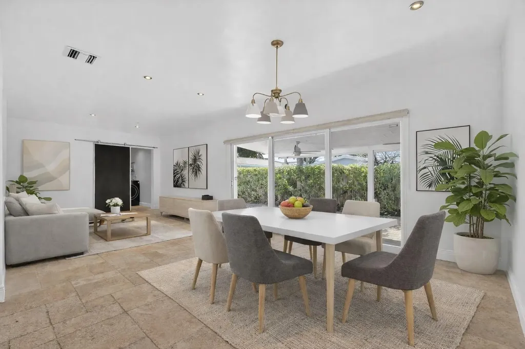 2110 NE 56th Street Fort Lauderdale FL 33308