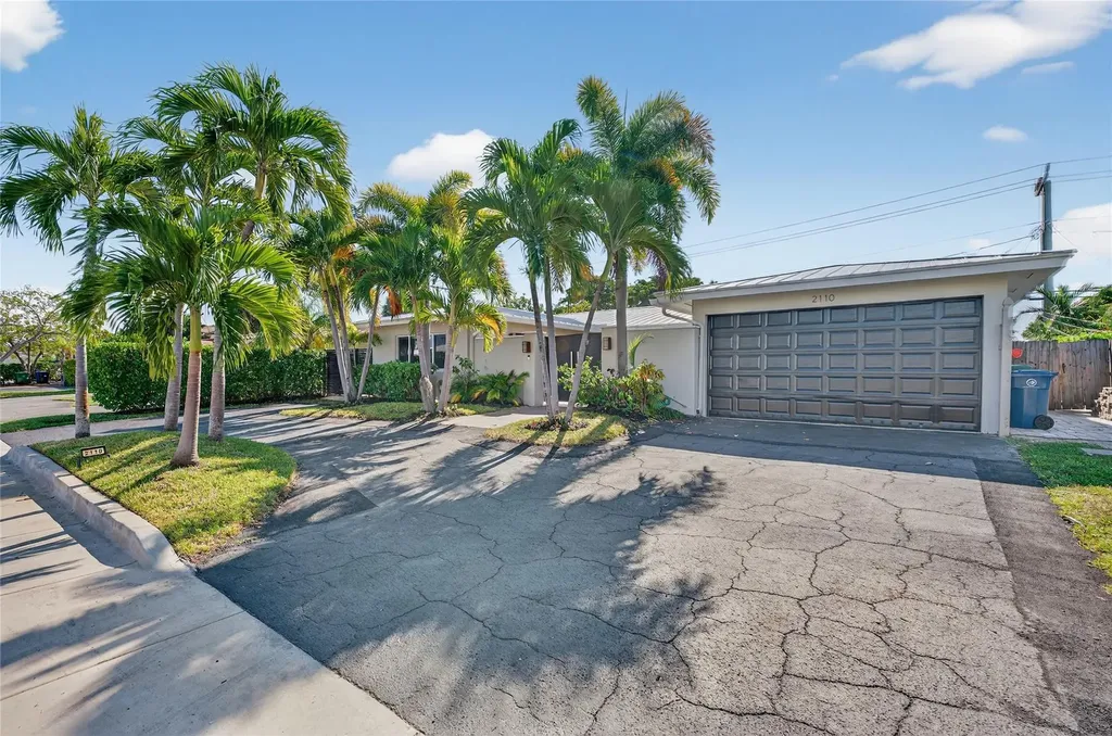 2110 NE 56th Street Fort Lauderdale FL 33308