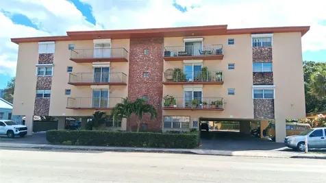 2010 Fillmore Street Hollywood FL 33020
