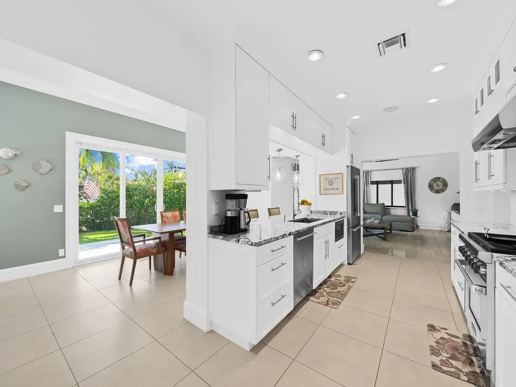 2228 NE 26th Street Lighthouse Point FL 33064