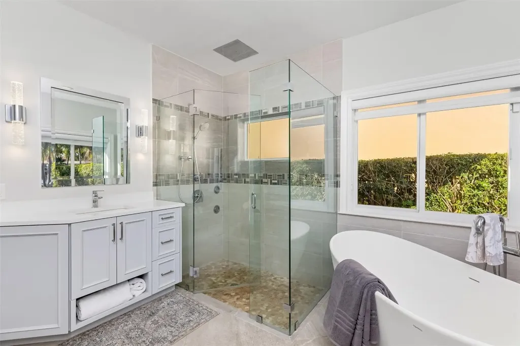 2228 NE 26th Street Lighthouse Point FL 33064