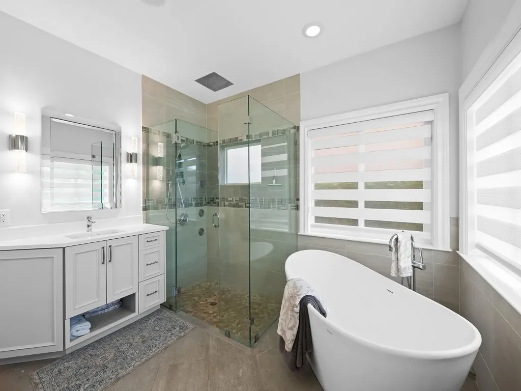 2228 NE 26th Street Lighthouse Point FL 33064