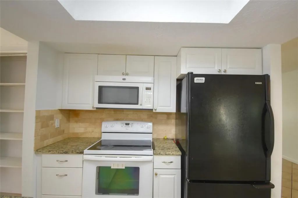 960 NW 49th Street Deerfield Beach FL 33064