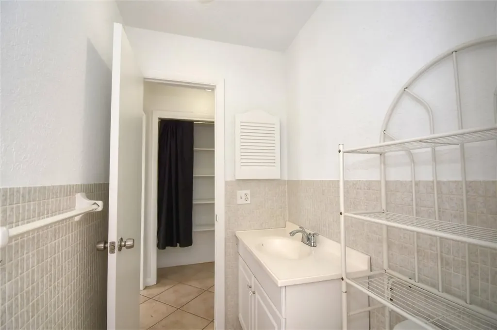 960 NW 49th Street Deerfield Beach FL 33064